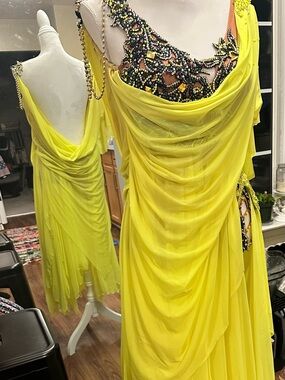 Dress4Dance Neon Yellow Smooth Ballroom Dance Dress